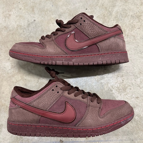 Nike Dunk Low Premium SB 'City of Love - Burgundy Crush'